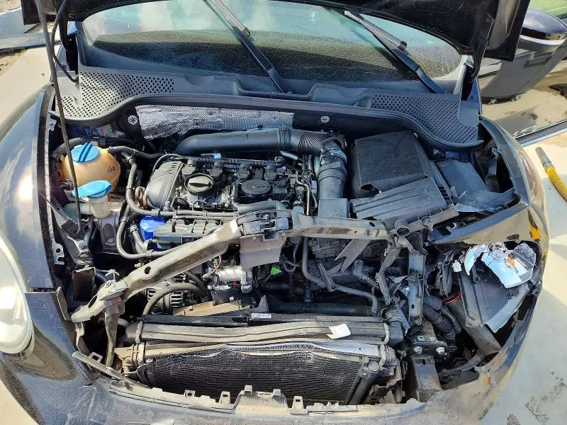 2012 VOLKSWAGEN BEETLE TURBO  