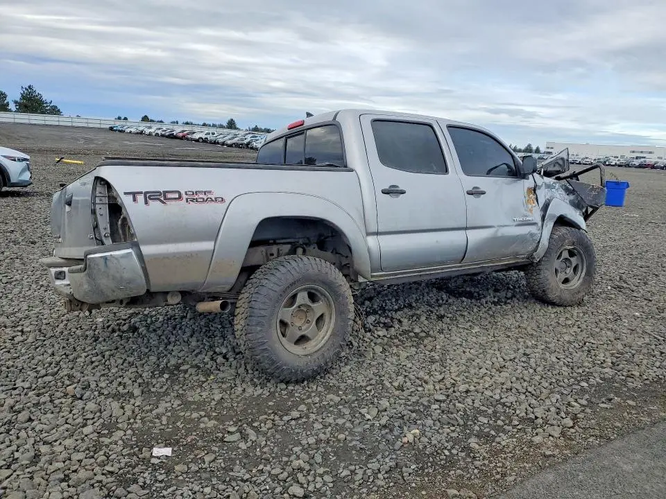 2015 TOYOTA TACOMA V6  