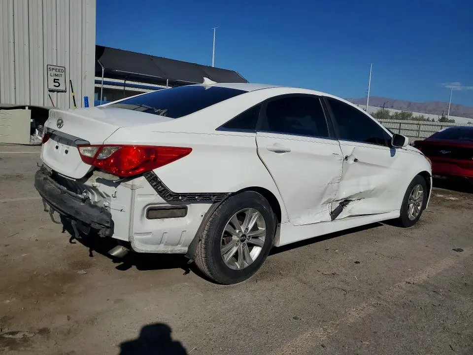 2014 HYUNDAI SONATA GLS  