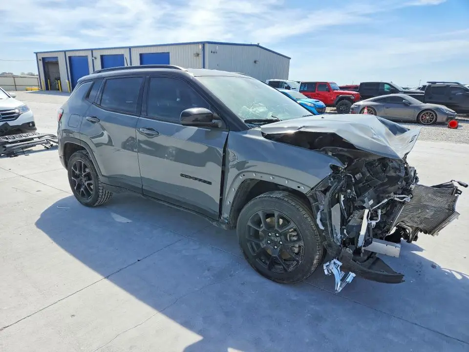 2023 JEEP COMPASS LATITUDE  