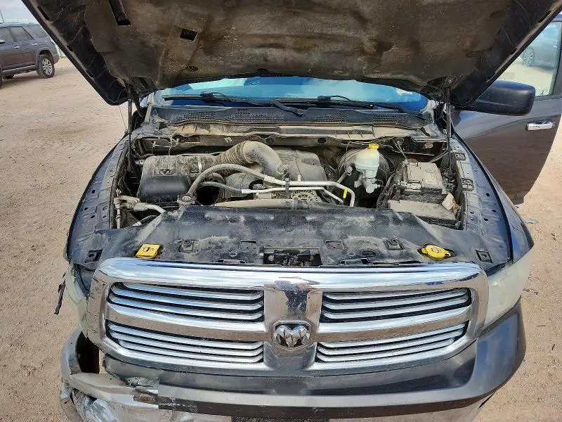 2014 RAM 1500 SLT  