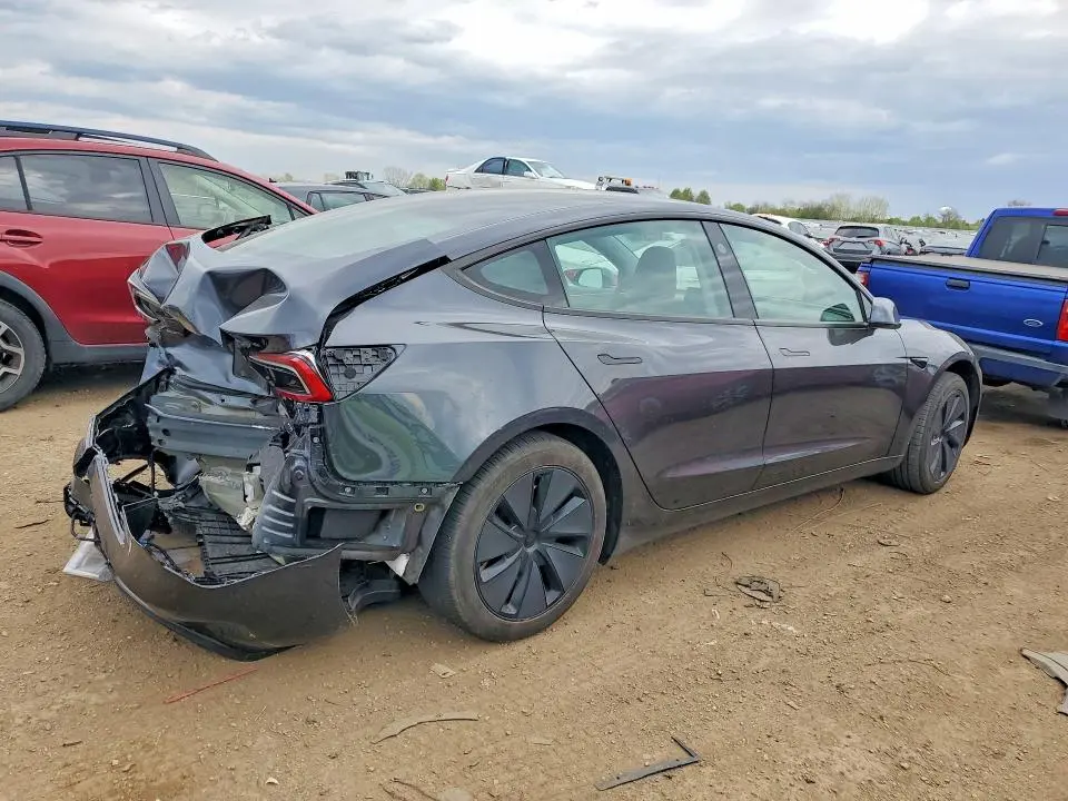 2025 TESLA MODEL 3   