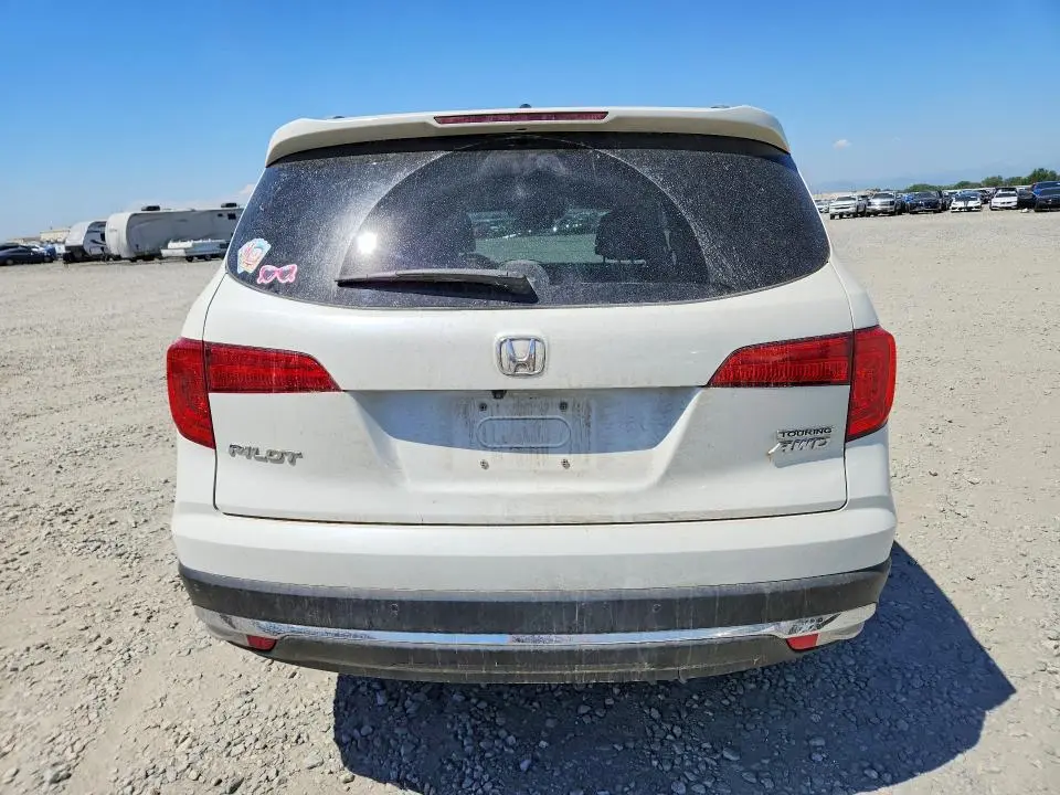 2017 HONDA PILOT TOURING  