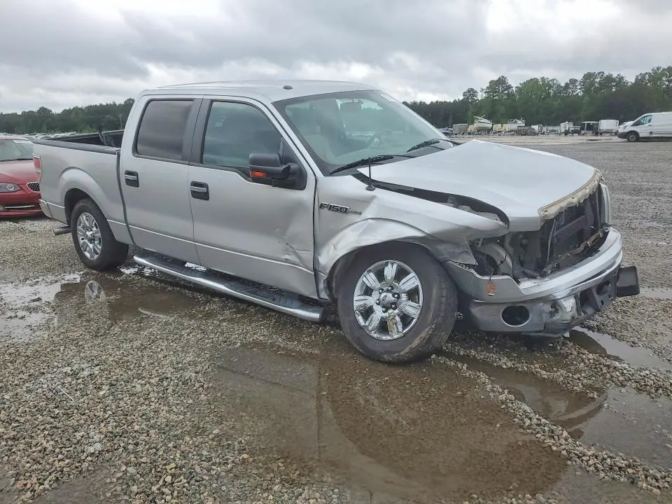 2010 FORD F150 SUPERCREW  