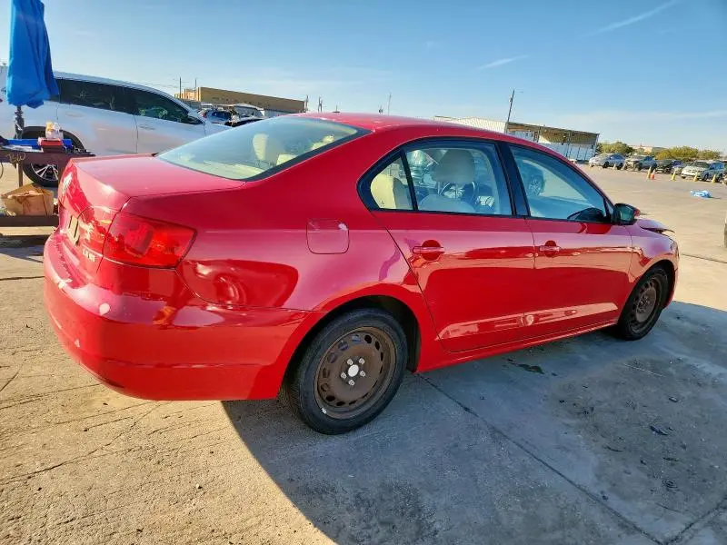 2012 VOLKSWAGEN JETTA SE  