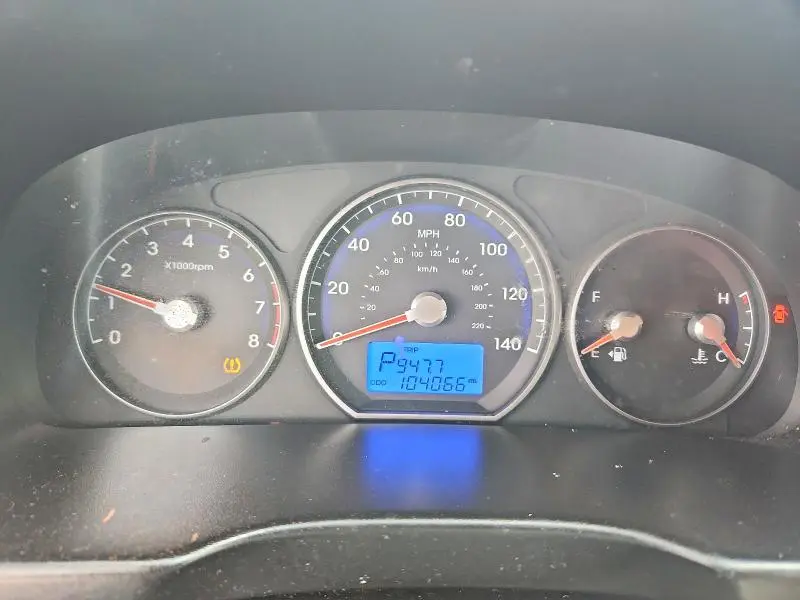 2012 HYUNDAI SANTA FE GLS  