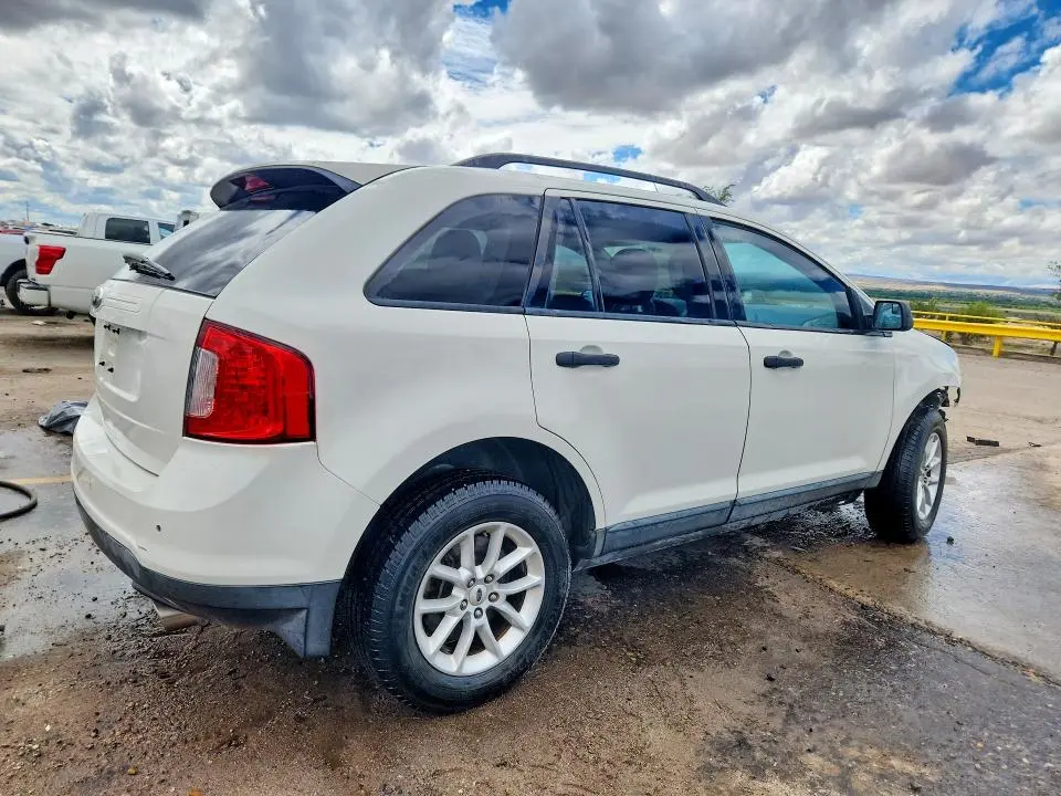 2013 FORD EDGE SE  