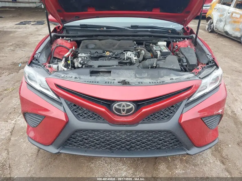2019 TOYOTA CAMRY SE