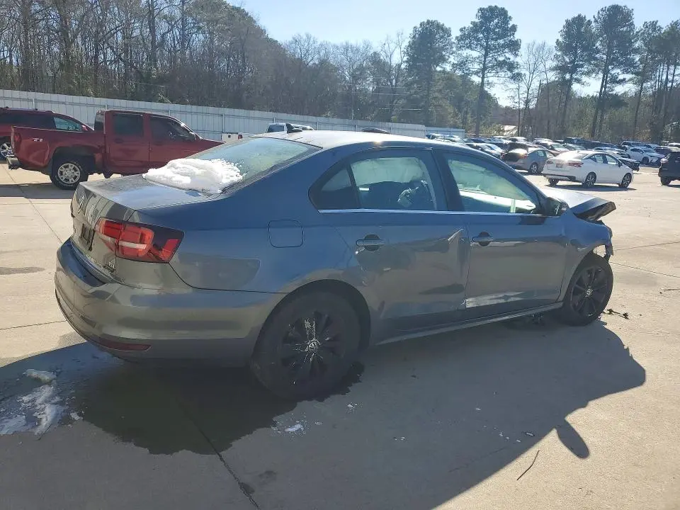 2016 VOLKSWAGEN JETTA SE  