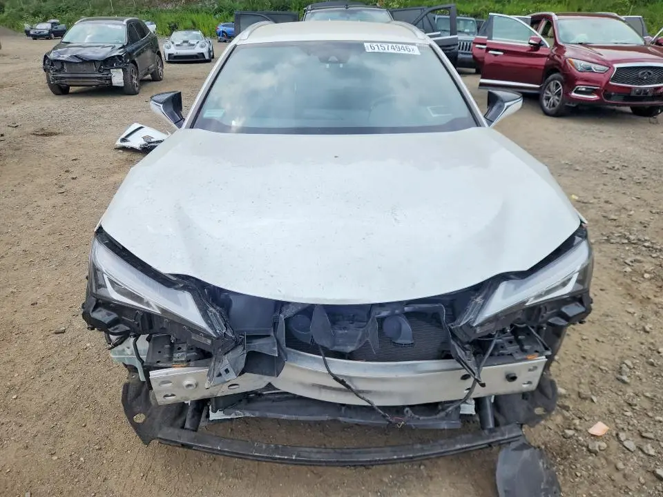 2022 LEXUS UX 200 BASE  