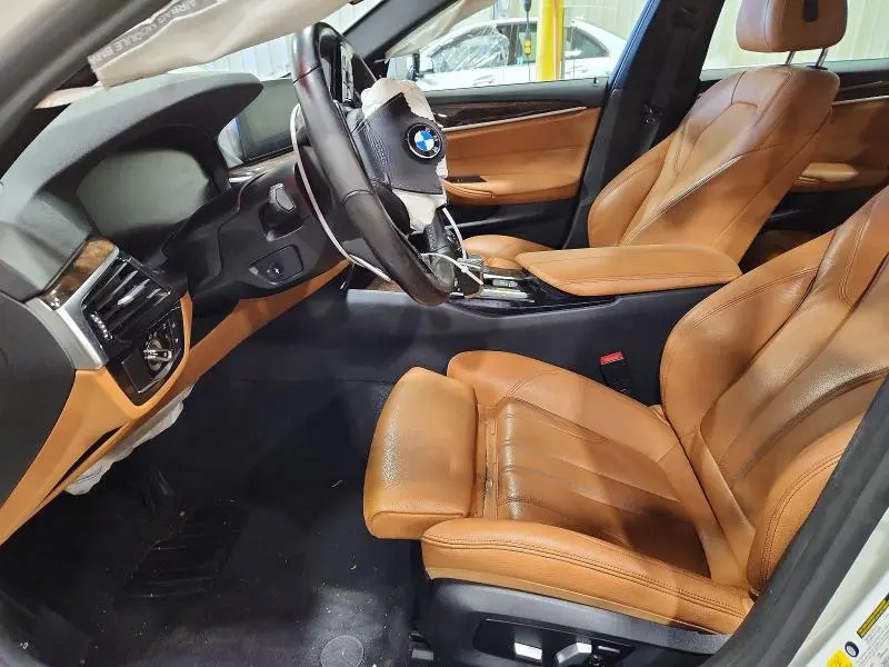 2020 BMW 530 XI  