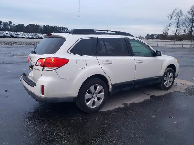 2010 SUBARU OUTBACK 2.5I LIMITED  