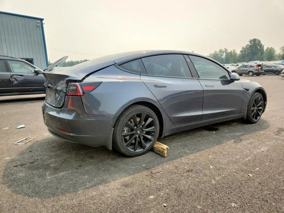 2018 TESLA MODEL 3   