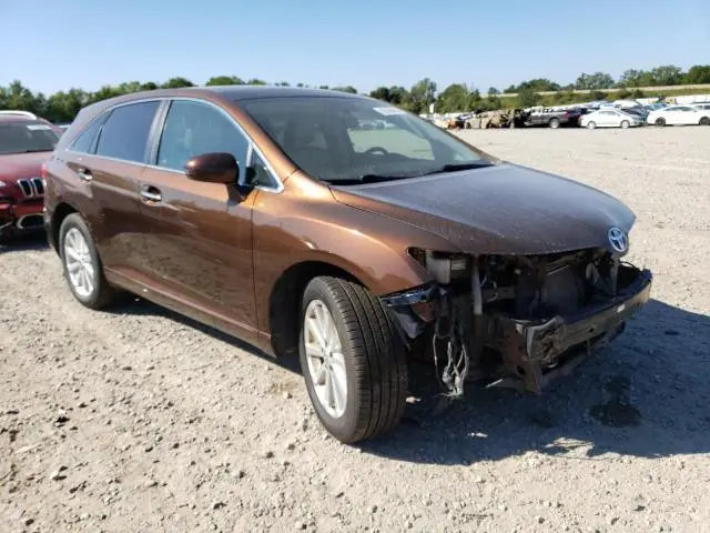 2010 TOYOTA VENZA   