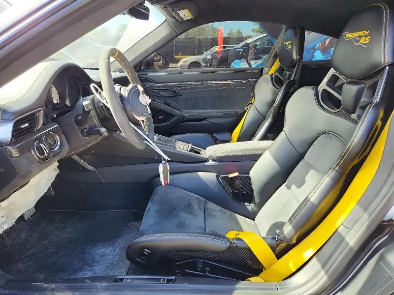 2018 PORSCHE 911 GT2 RS  