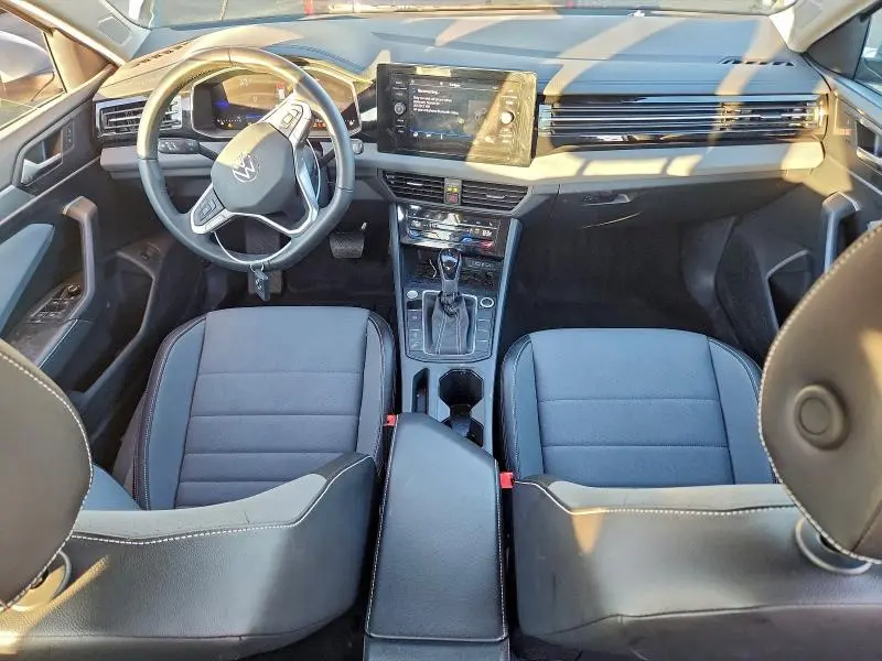 2025 VOLKSWAGEN JETTA SE  