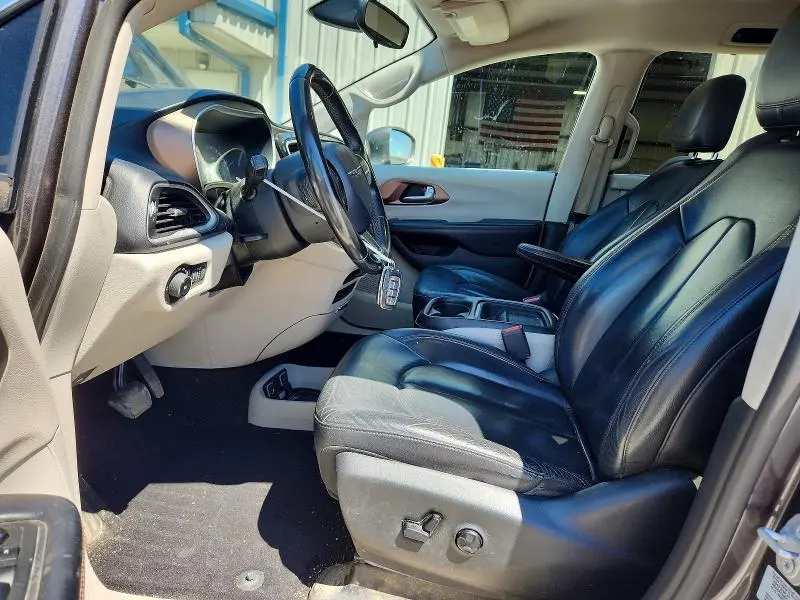 2017 CHRYSLER PACIFICA TOURING L  