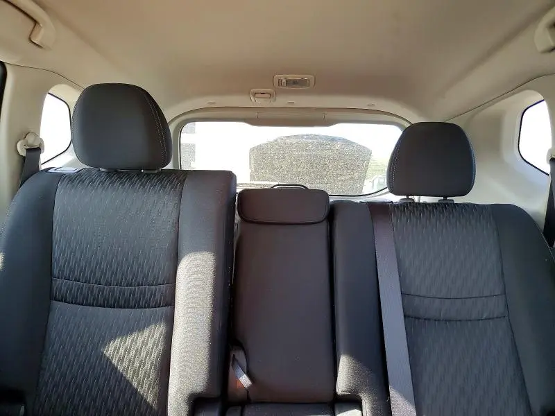 2017 NISSAN ROGUE SV  