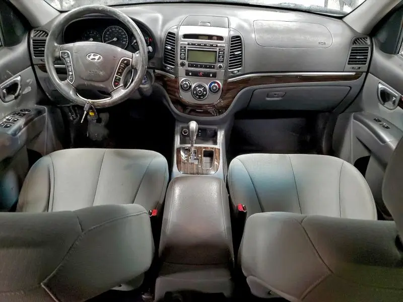 2010 HYUNDAI SANTA FE GLS  