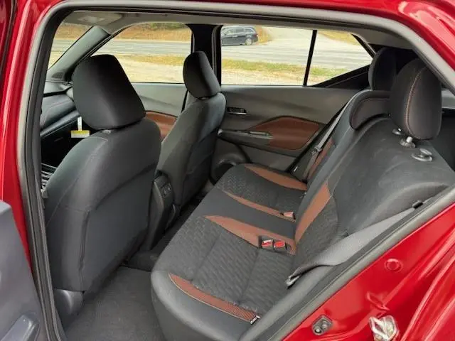 2024 NISSAN KICKS SR  