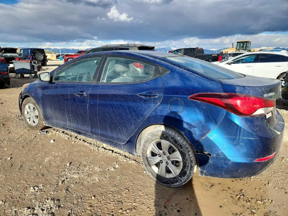 2016 HYUNDAI ELANTRA SE  