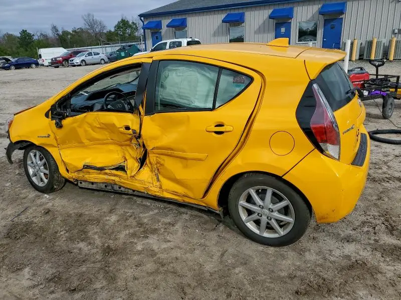 2015 TOYOTA PRIUS C   