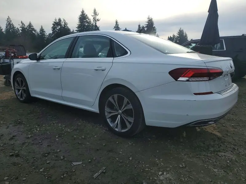 2021 VOLKSWAGEN PASSAT SE  