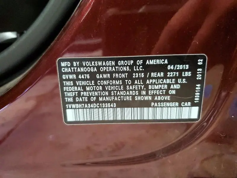 2013 VOLKSWAGEN PASSAT SE  