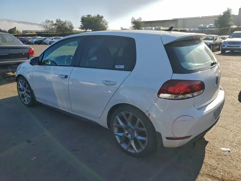 2013 VOLKSWAGEN GTI   
