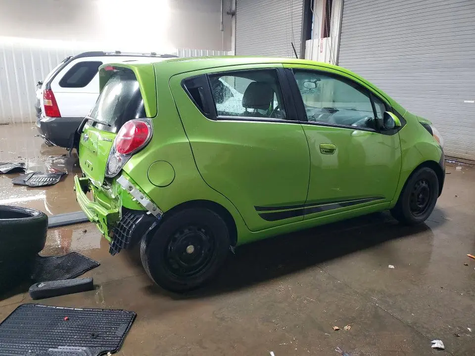 2015 CHEVROLET SPARK 1LT  