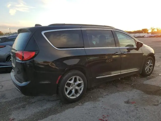 2017 CHRYSLER PACIFICA TOURING L  