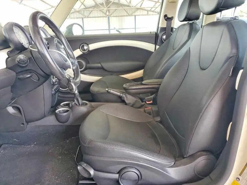 2013 MINI COOPER CLUBMAN  