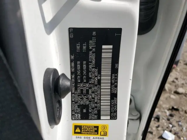2019 TOYOTA HIGHLANDER LE  