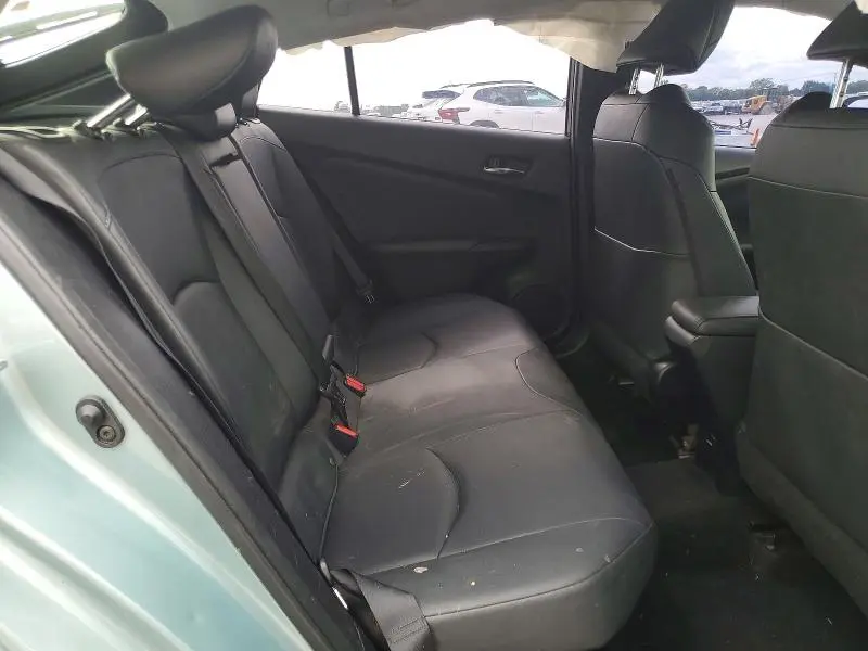 2016 TOYOTA PRIUS FOUR TOURING  