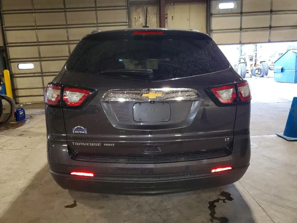 2017 CHEVROLET TRAVERSE LT  