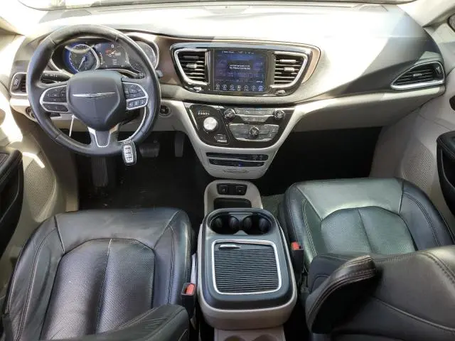 2017 CHRYSLER PACIFICA TOURING L PLUS  
