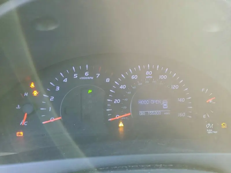 2011 TOYOTA CAMRY SE  