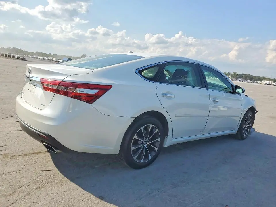 2018 TOYOTA AVALON XLE PREMIUM  