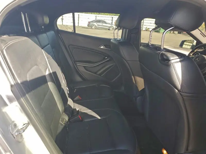 2016 MERCEDES-BENZ GLA 250  