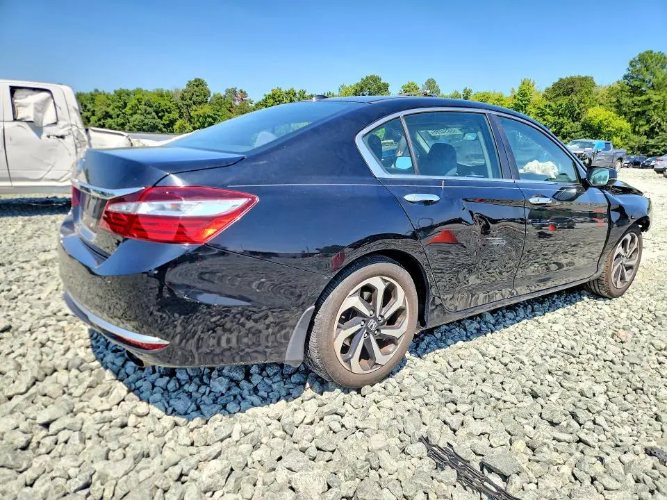 2017 HONDA ACCORD EX  