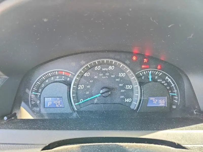 2012 TOYOTA CAMRY LE  