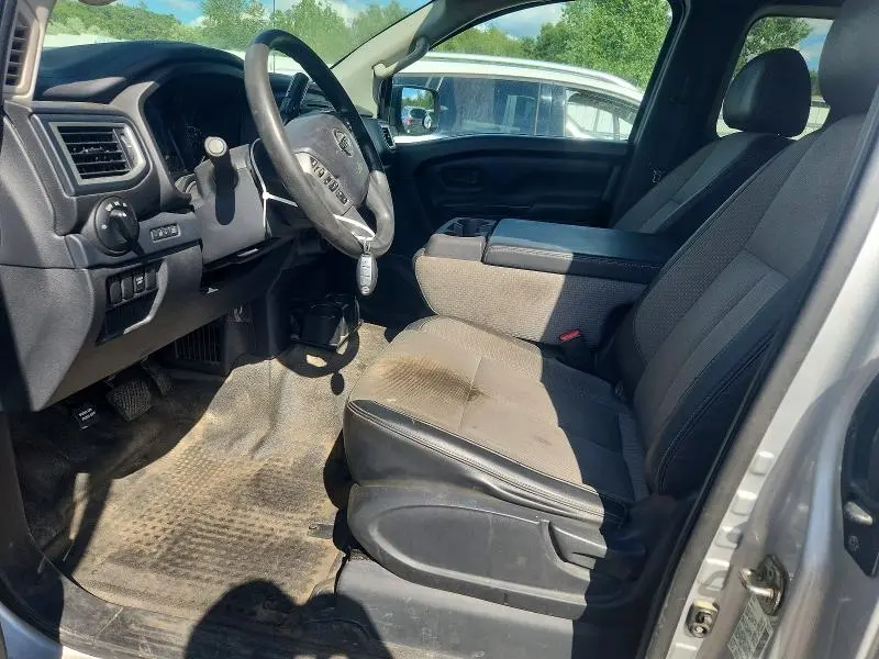 2017 NISSAN TITAN S  