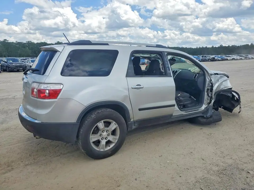 2010 GMC ACADIA SL  