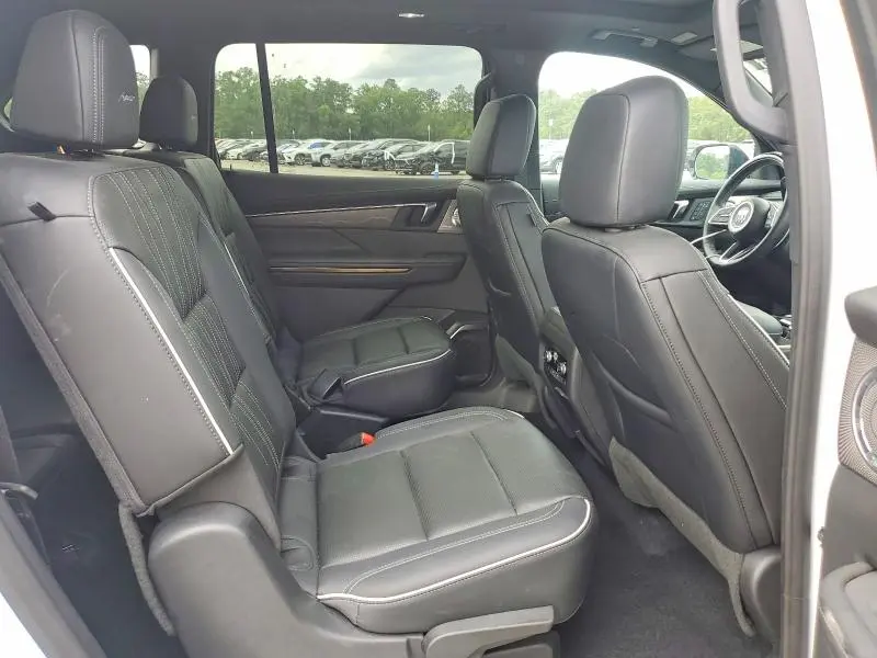 2025 BUICK ENCLAVE AVENIR  