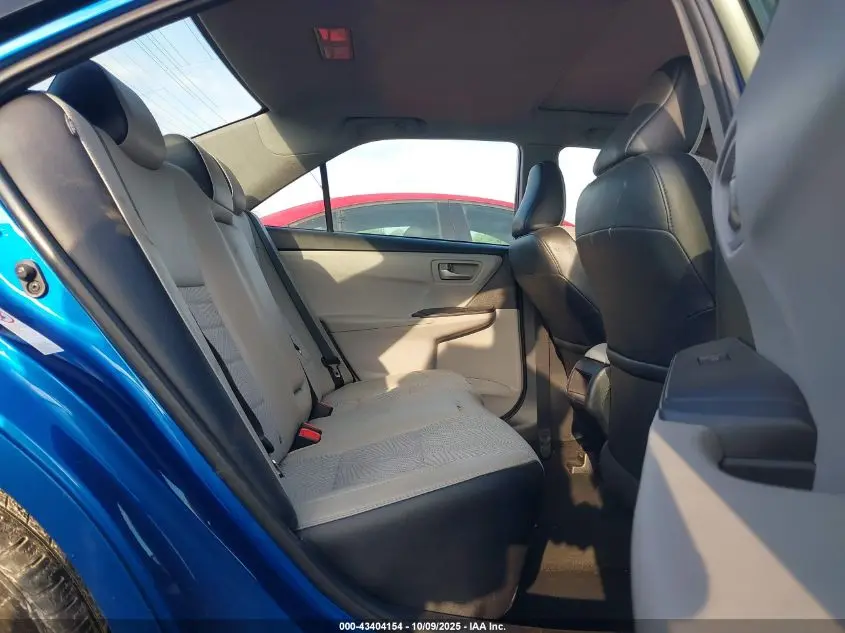 2017 TOYOTA CAMRY SE