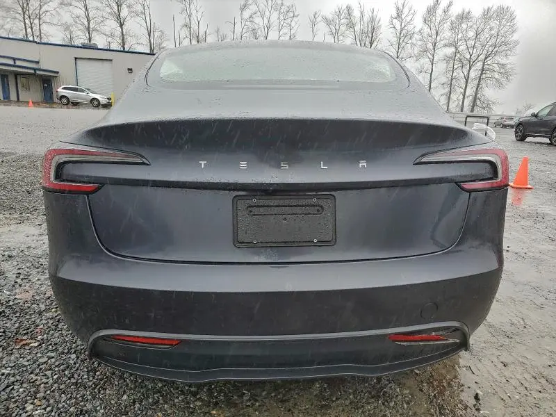 2024 TESLA MODEL 3   