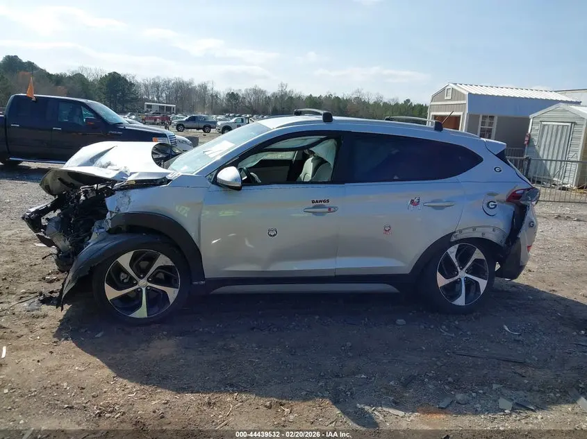 2017 HYUNDAI TUCSON SPORT