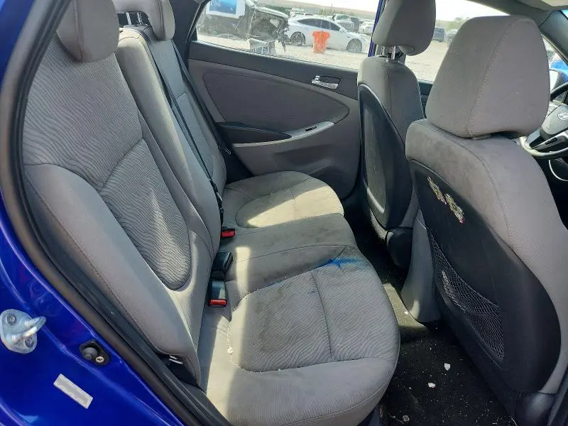 2012 HYUNDAI ACCENT GLS  