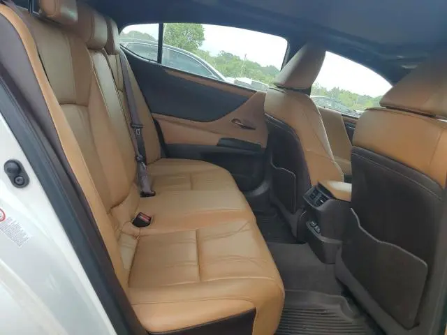 2019 LEXUS ES 350  