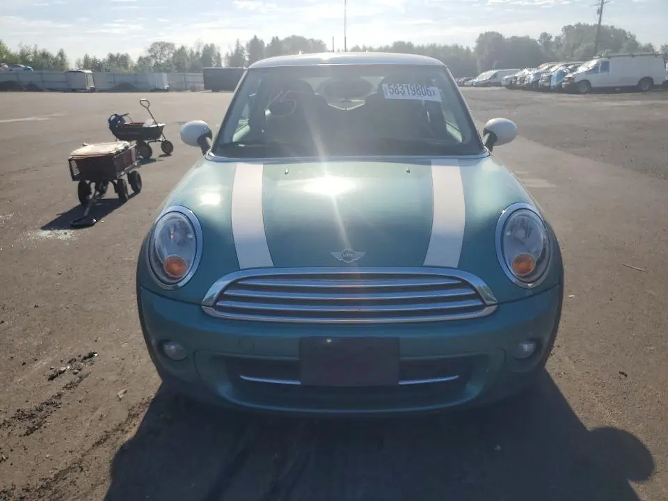 2012 MINI COOPER   